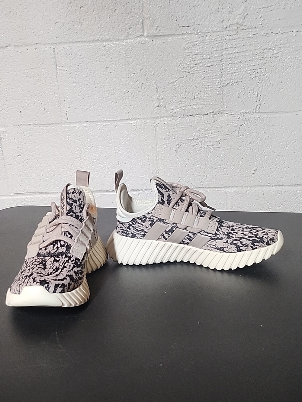 adidas Kaptir 2.0 Women's Knit Pattern Sneakers in Light Gray and White